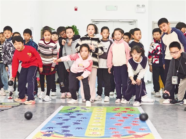 “團(tuán)團(tuán)活力圈”護(hù)青少年成長(zhǎng)